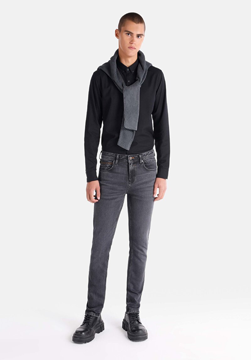 Imagine a Blugi Din Denim Pentru Bărbați Cu Talie Dreaptă