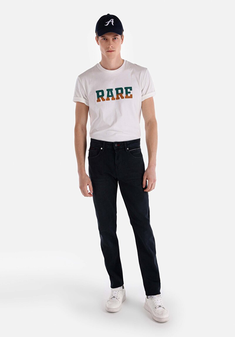 Imagine a Drept Fit Talie Joasă Picior Drept Blugi İndigo Închis Pentru Bărbați