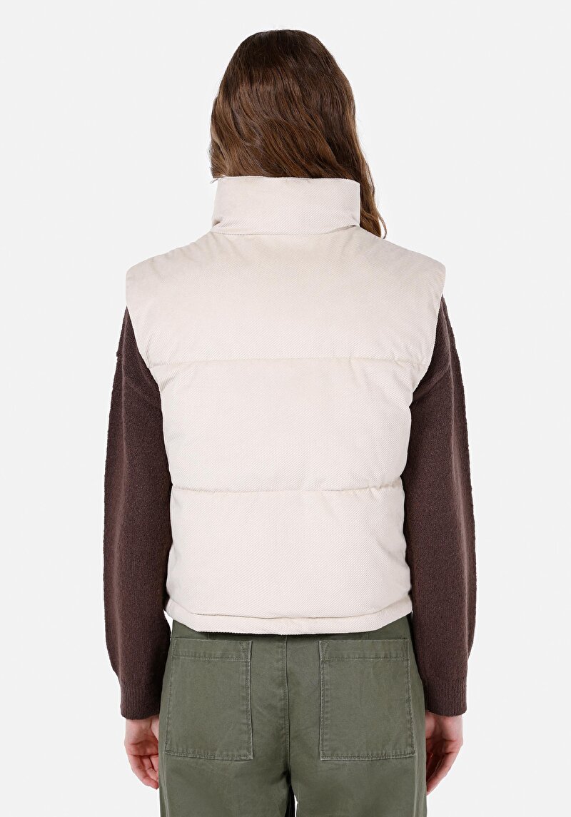 Imagine a Vesta De Dama Ecru Regular Fit Cl1072348