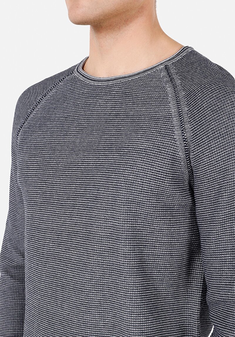 Imagine a Pulover De Barbati Albastru Marin Regular Fit Cl1072362