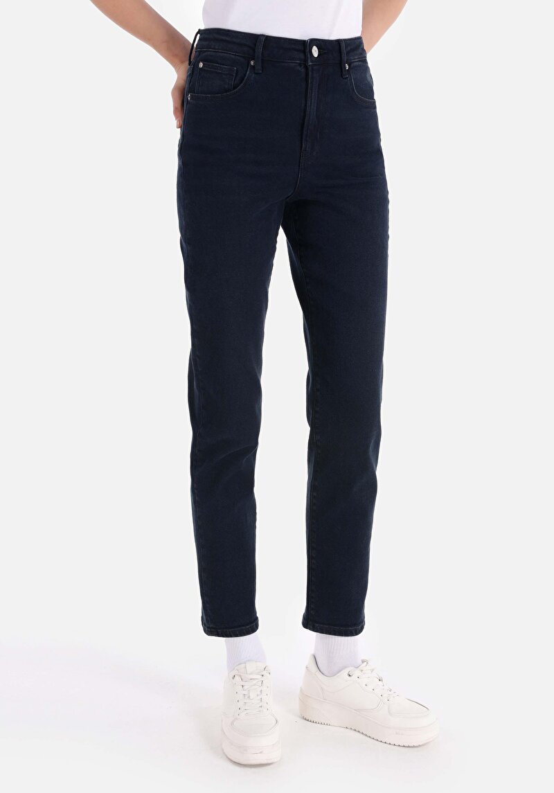 Imagine a Pantaloni De Dama Denim Slim Fit 891 Maya Cl1066400