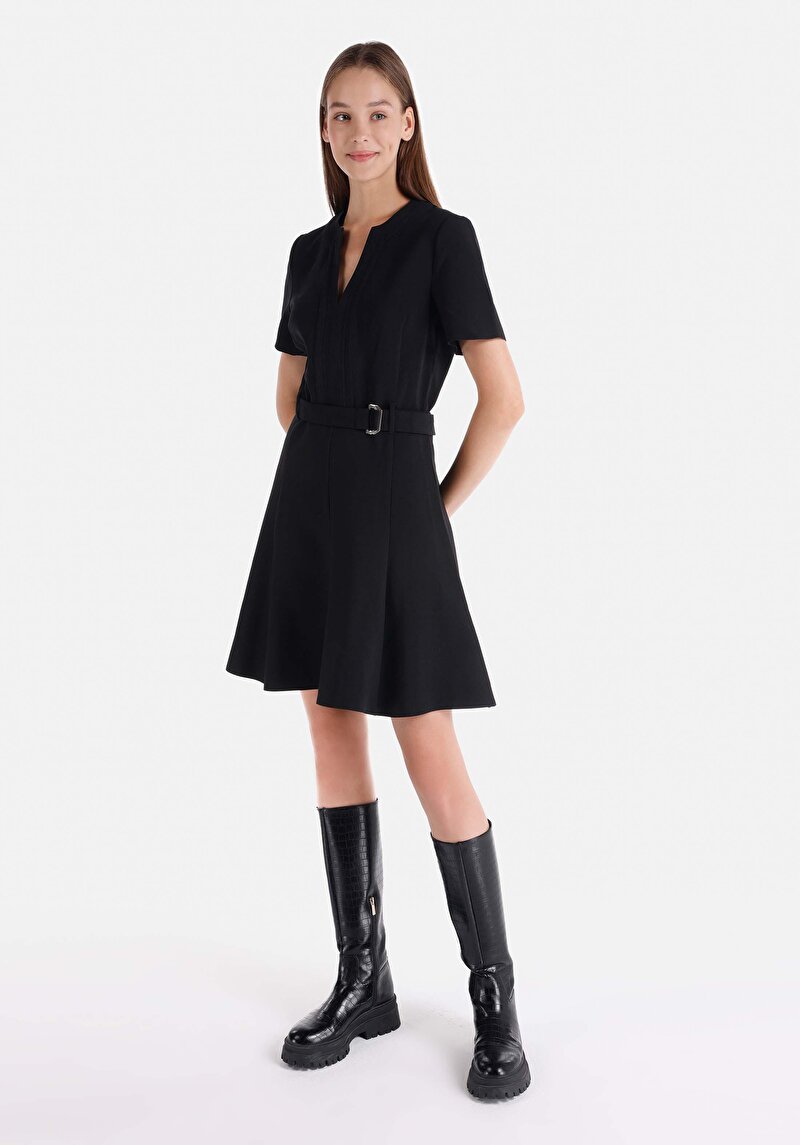 Afișați detalii pentru Rochie Neagră Cu Mânecă Scurtă Pentru Femei Slim Fit