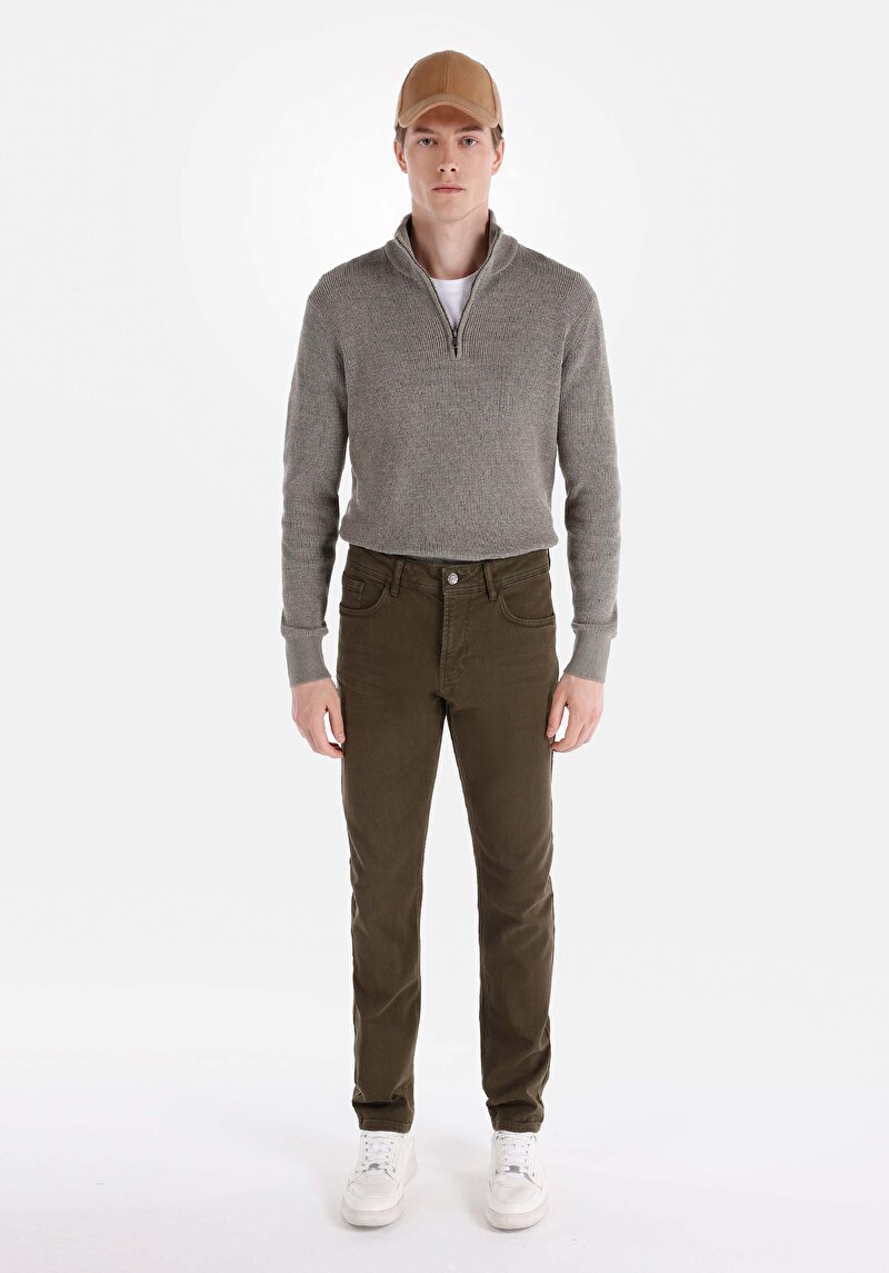 Imagine a Pantaloni Verzi Pentru Bărbați Cu Talie Dreaptă Cu Talie Dreaptă