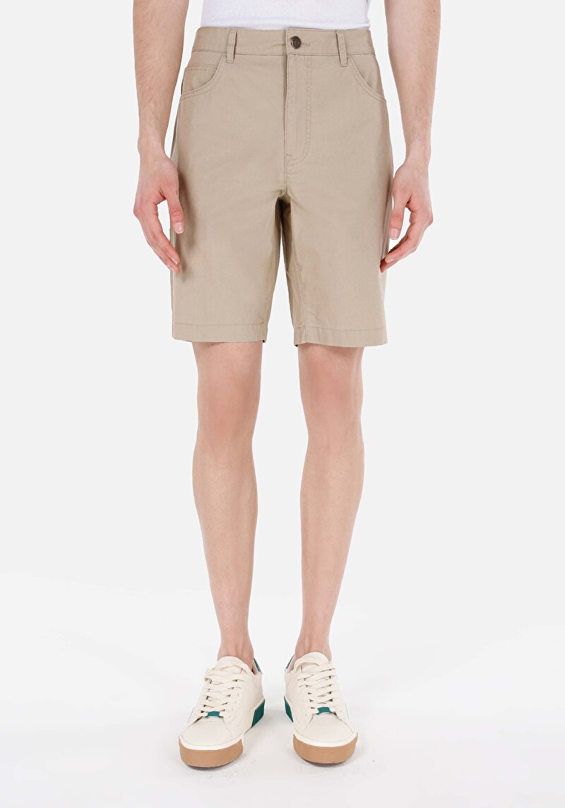 Imagine a Short / Pantaloni Scurti De Barbati Bej Regular Fit Cl1067568