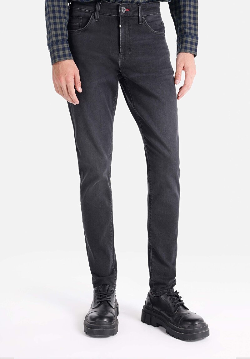 Imagine a Blugi Negri Pentru Bărbați Cu Talie Joasă Și Talie İngustă Slim Fit