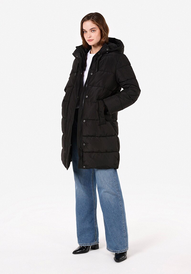 Imagine a Regular Fit Cu Glugă Căptușită Cu Capse İmpermeabile Pentru Femei Palton Negru