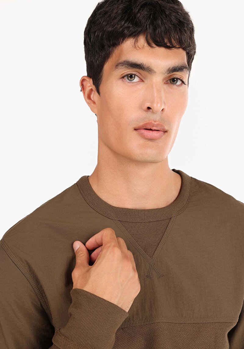 Afișați detalii pentru Hanorac Verde Pentru Bărbați Regular Fit