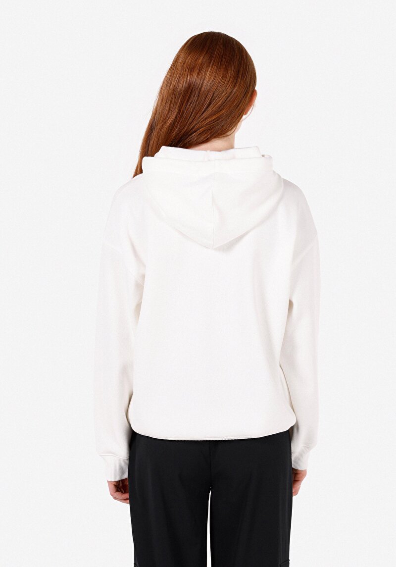 Imagine a Hanorac Alb Cu Glugă Pentru Femei Regular Fit