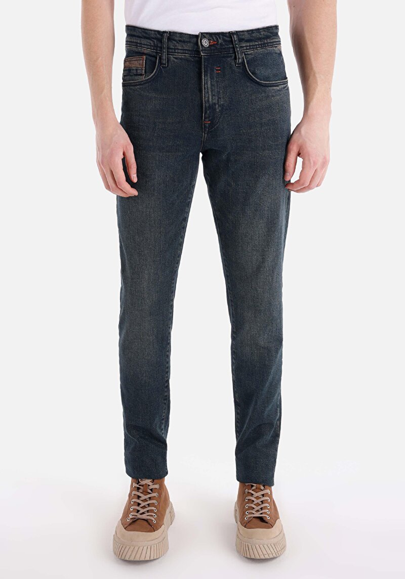 Afișați detalii pentru Slim Fit Rose Waist Narrow Leg Blugi İndigo Pentru Bărbați