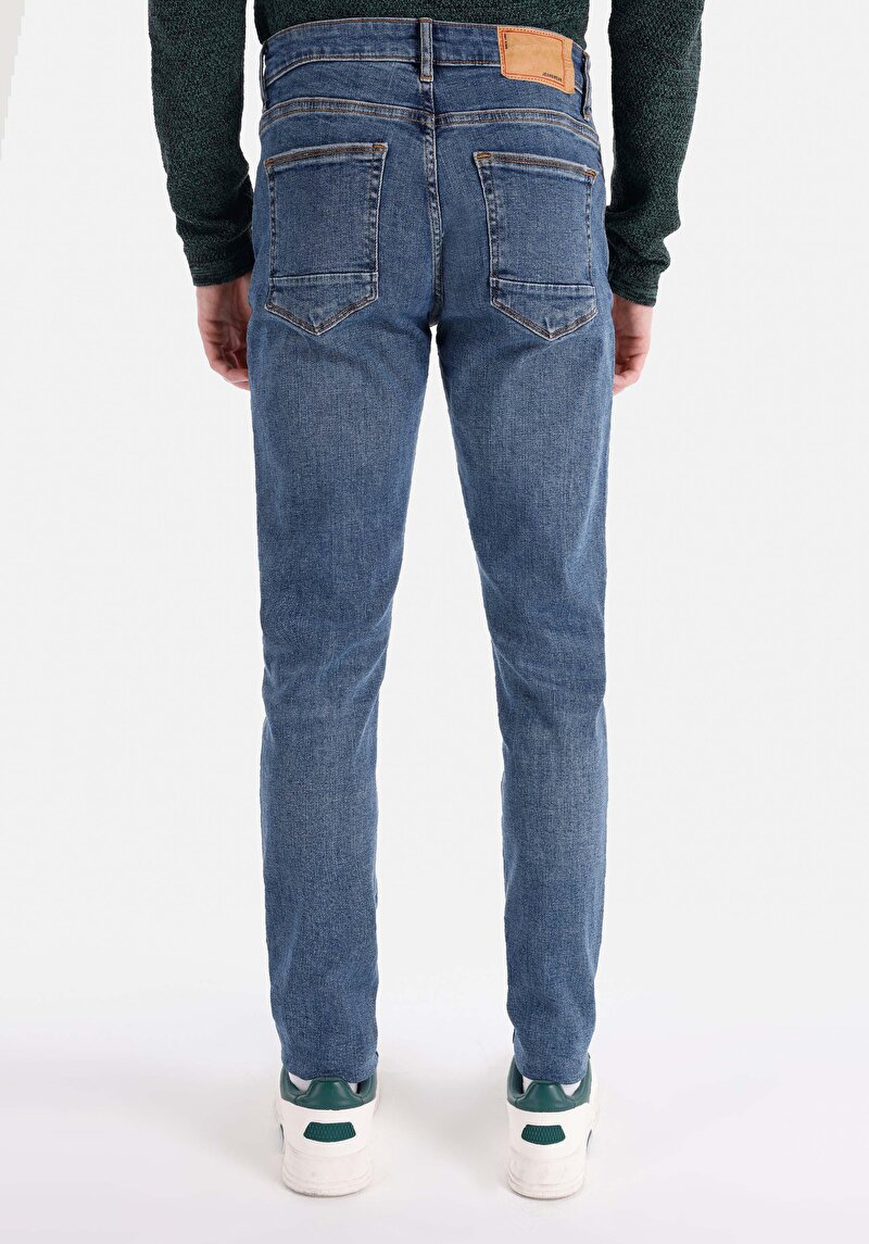 Imagine a Slim Fit Talie Joasă Picior Îngust Blugi İndigo Închis Pentru Bărbați