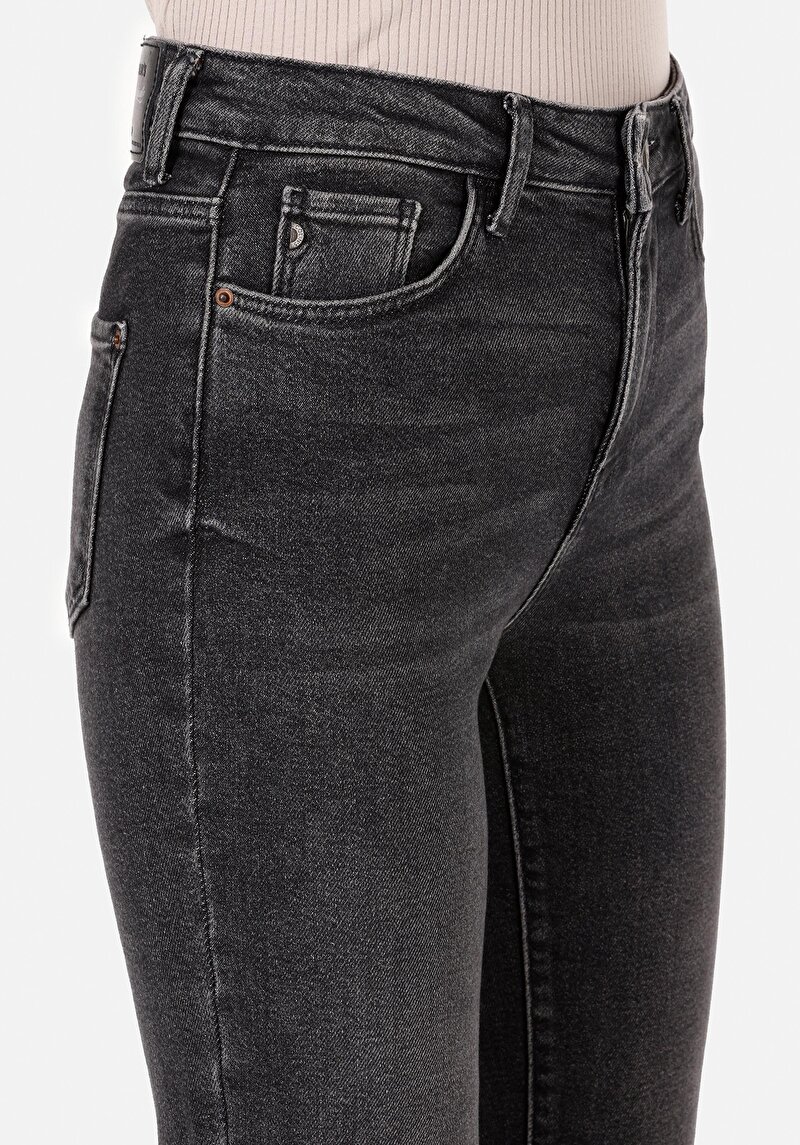 Afișați detalii pentru Slim Fit Talie Medie Picior Îngust Blugi İndigo Pentru Femei