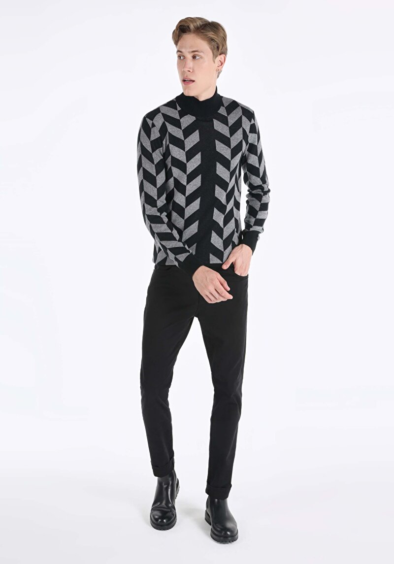 Imagine a Pulover Negru Pentru Bărbați Slim Fit Turtle Neck Printed