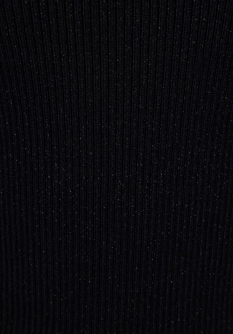 Afișați detalii pentru Pulover Negru Pentru Femei Cu Guler Înalt Slim Fit