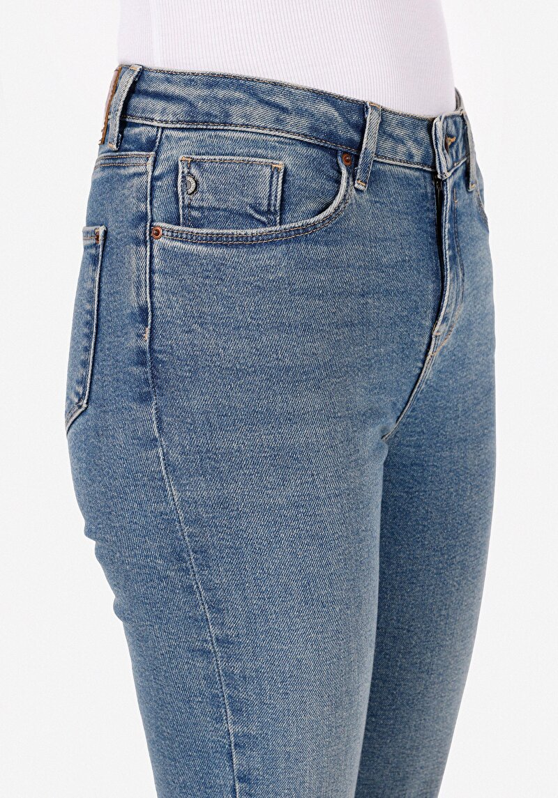 Afișați detalii pentru Pantaloni De Dama Albastru Slim Fit 703 Carla Cl1071421