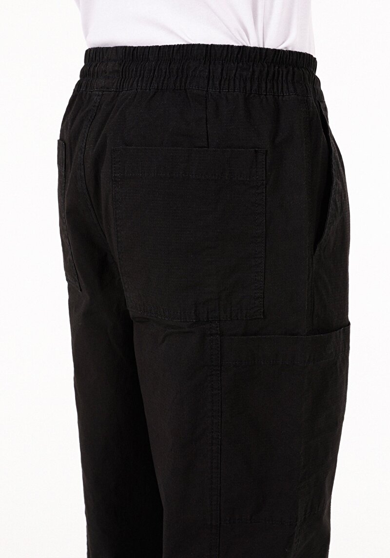 Afișați detalii pentru Pantaloni Negri Pentru Bărbați Cu Talie Medie Și Talie Lată