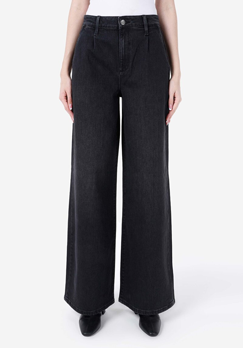 Imagine a Blugi Negri Pentru Femei Regular Fit