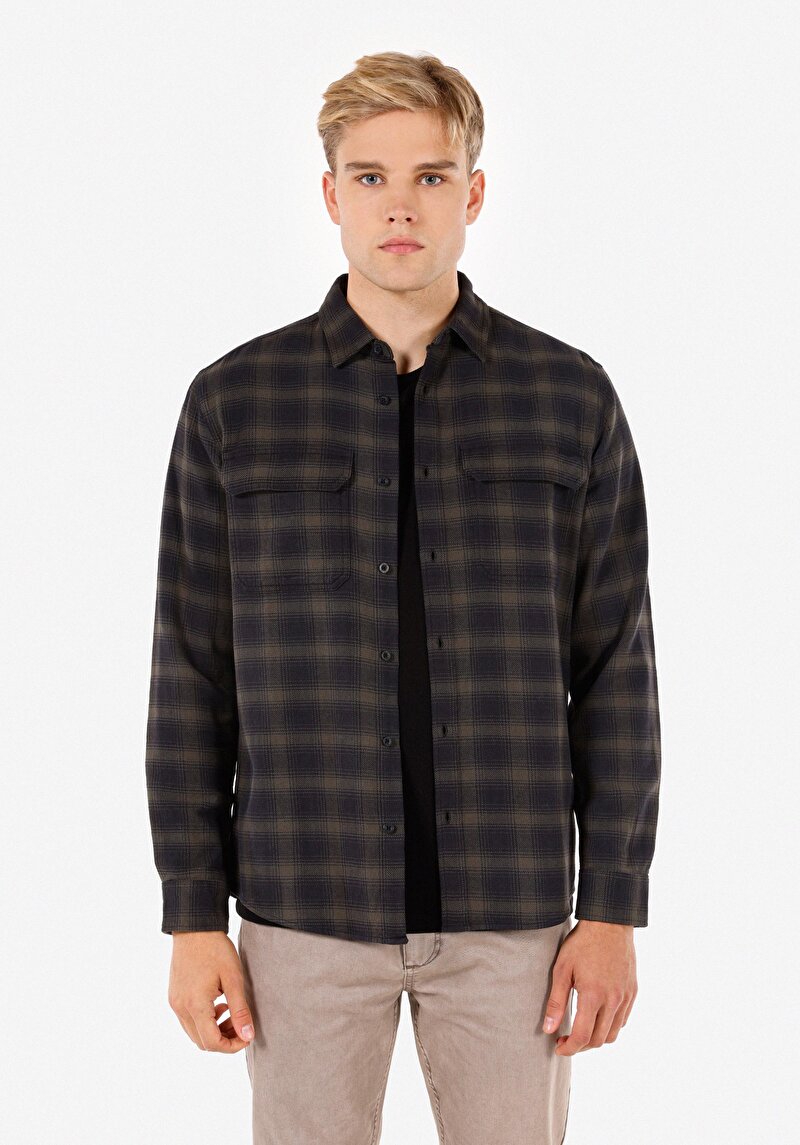 Imagine a Camasa Cu Maneca Lunga De Barbati Verde Regular Fit  Cl1071461