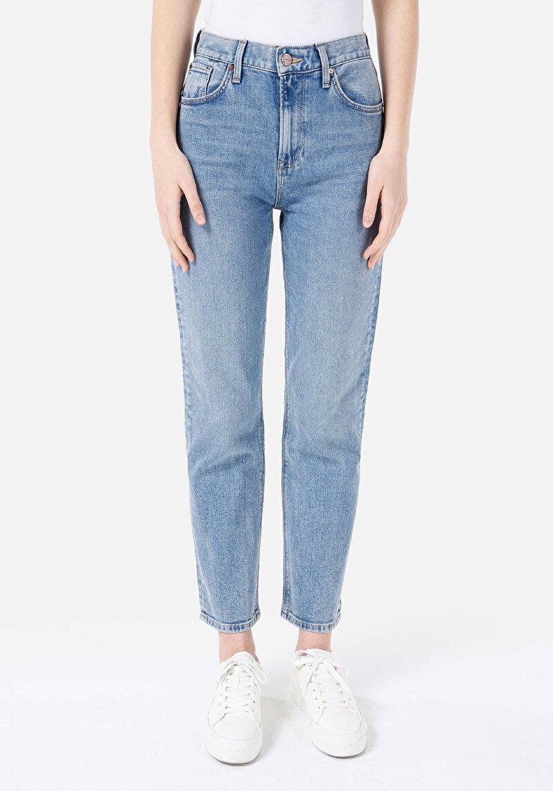 Imagine a Slim Fit Mid Waist Slim Leg Blugi İndigo Pentru Femei