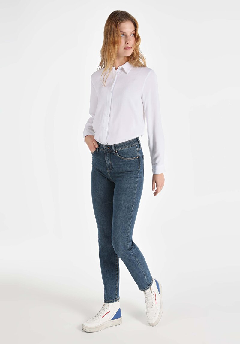 Afișați detalii pentru Slim Fit Mid Waist Straight Leg Blugi İndigo Pentru Femei