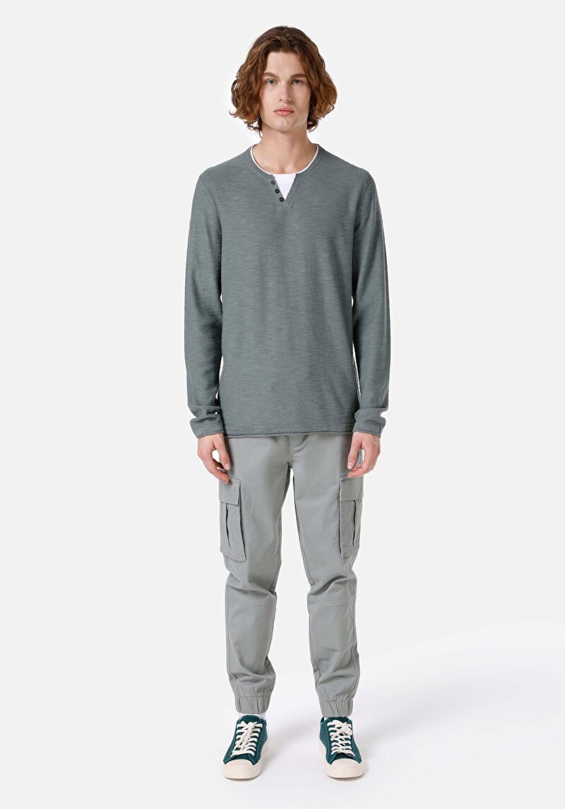 Afișați detalii pentru Pulover Verde Pentru Bărbați Cu Gât Rotund Regular Fit