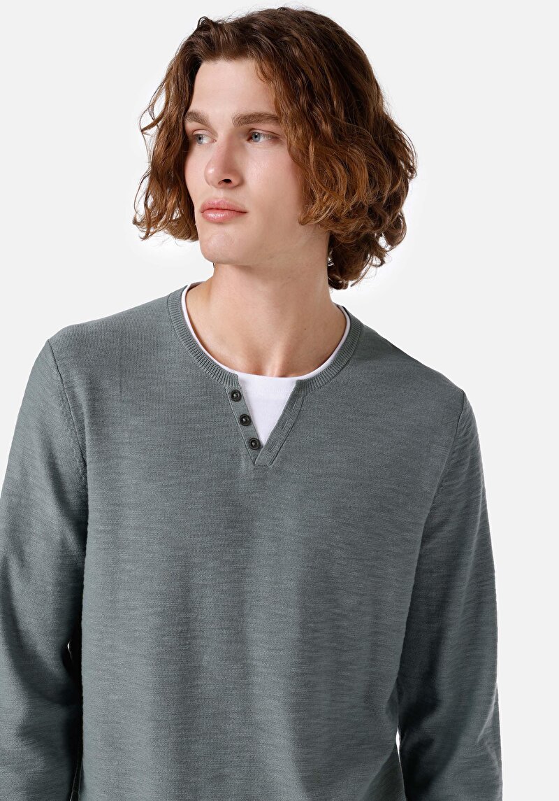 Afișați detalii pentru Pulover Verde Pentru Bărbați Cu Gât Rotund Regular Fit