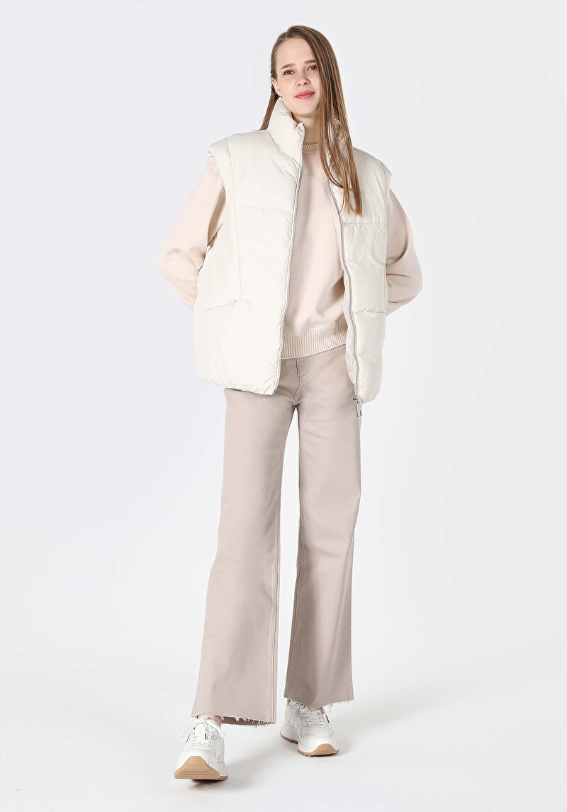 Afișați detalii pentru Vesta De Dama Ecru Regular Fit  Cl1062216