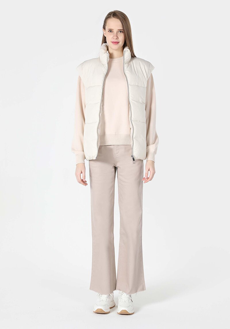 Afișați detalii pentru Vesta De Dama Ecru Regular Fit  Cl1062216