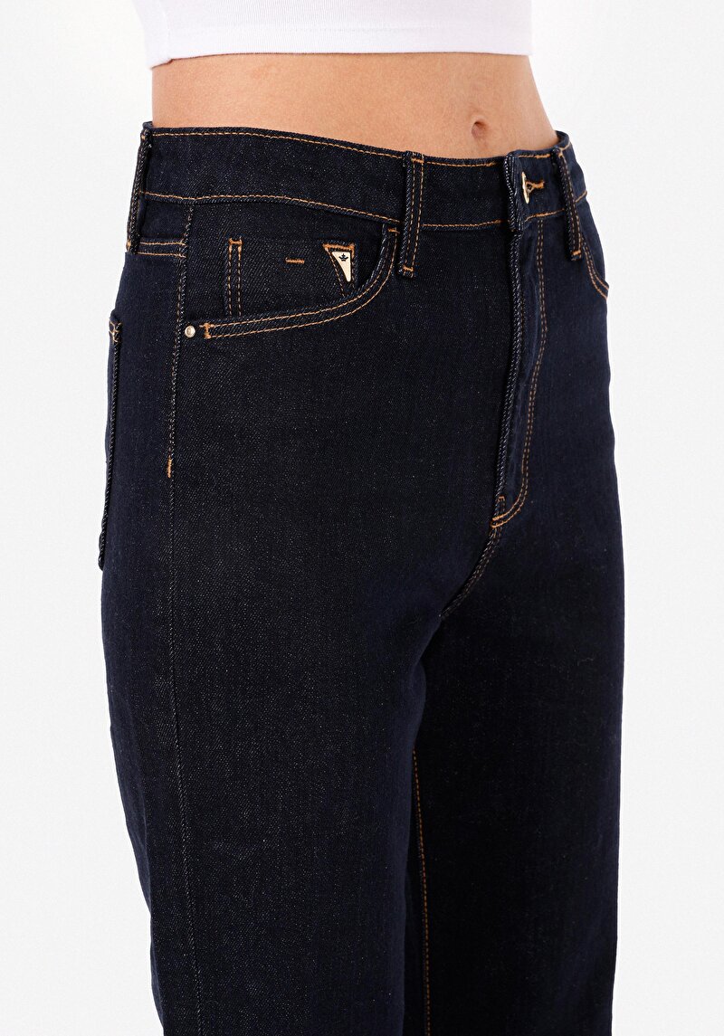 Afișați detalii pentru Blugi İndigo Pentru Femei Regular Fit