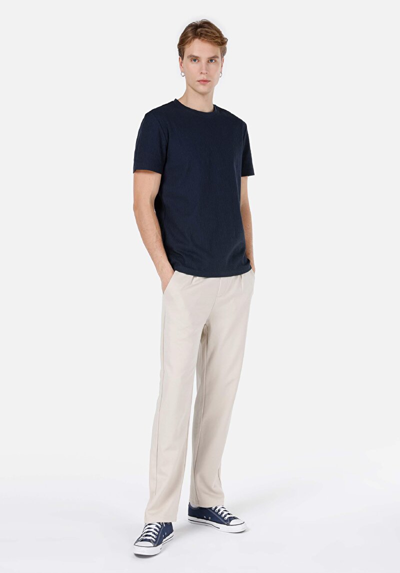 Imagine a Pantaloni De Trening De Barbati Alb Regular Fit  Cl1068130