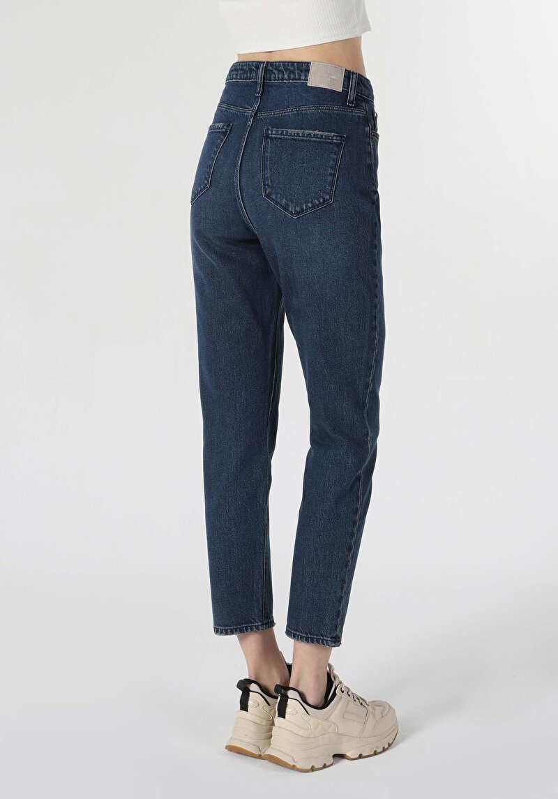 Afișați detalii pentru Pantaloni De Dama Albastru Inchis Mom Fit 896  Maria Cl1062319