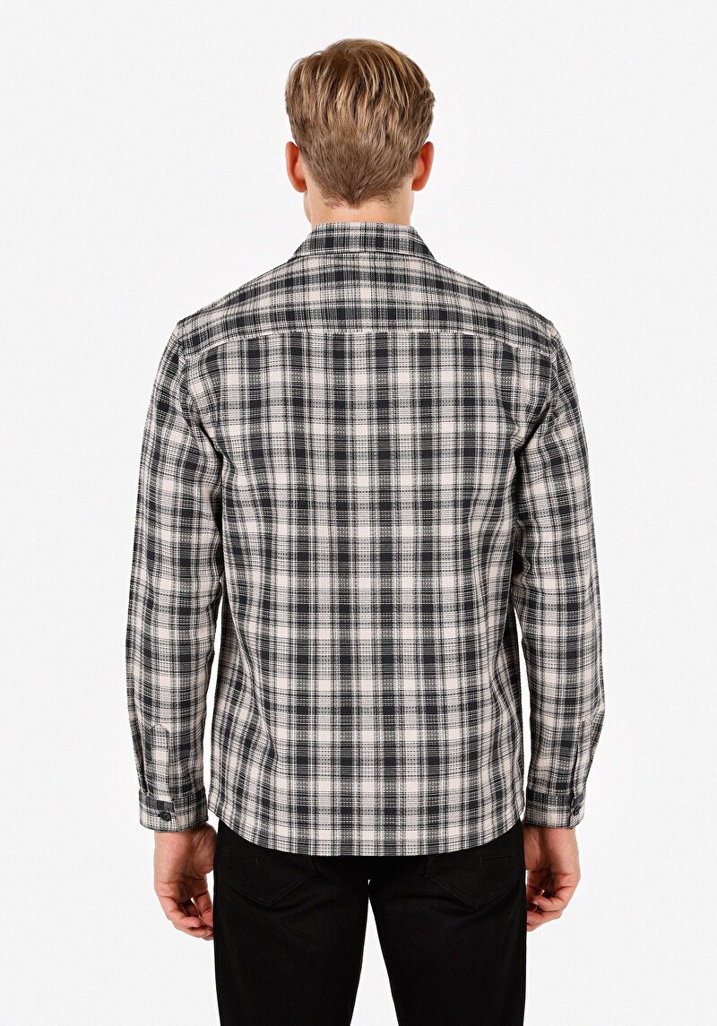 Imagine a Camasa Cu Maneca Lunga De Barbati Negru Regular Fit Cl1070834