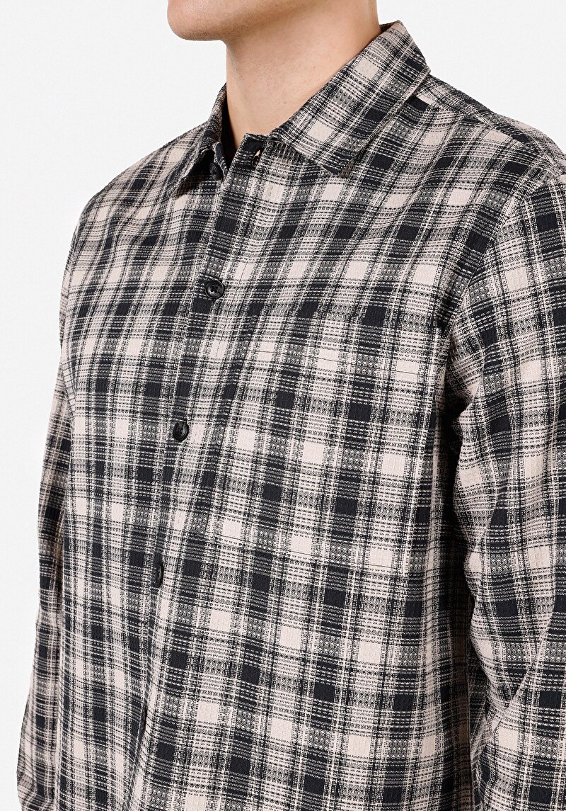 Imagine a Camasa Cu Maneca Lunga De Barbati Negru Regular Fit Cl1070834