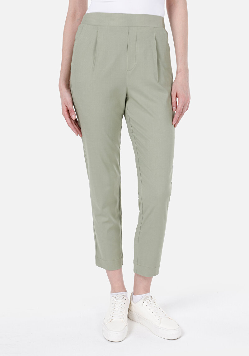 Imagine a Pantaloni De Dama Verde Regular Fit Cl1068239
