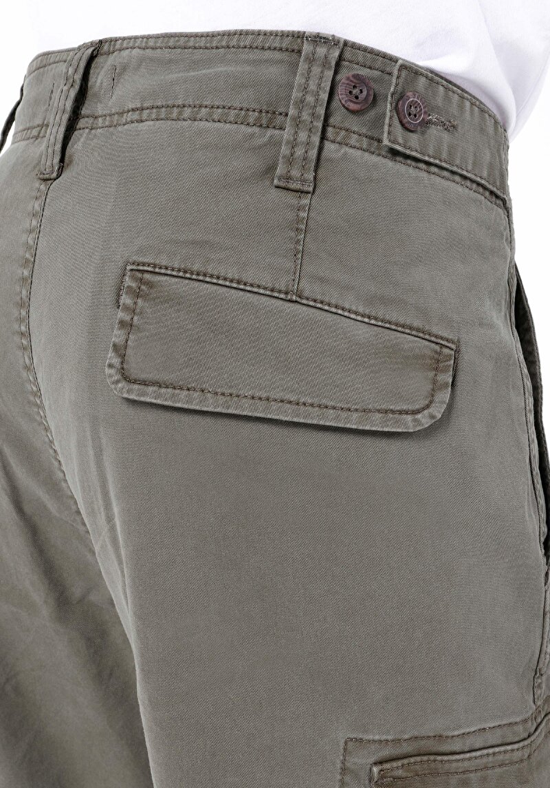 Afișați detalii pentru Regular Fit Mid Waist Straight Leg Pantaloni Verzi Pentru Bărbați