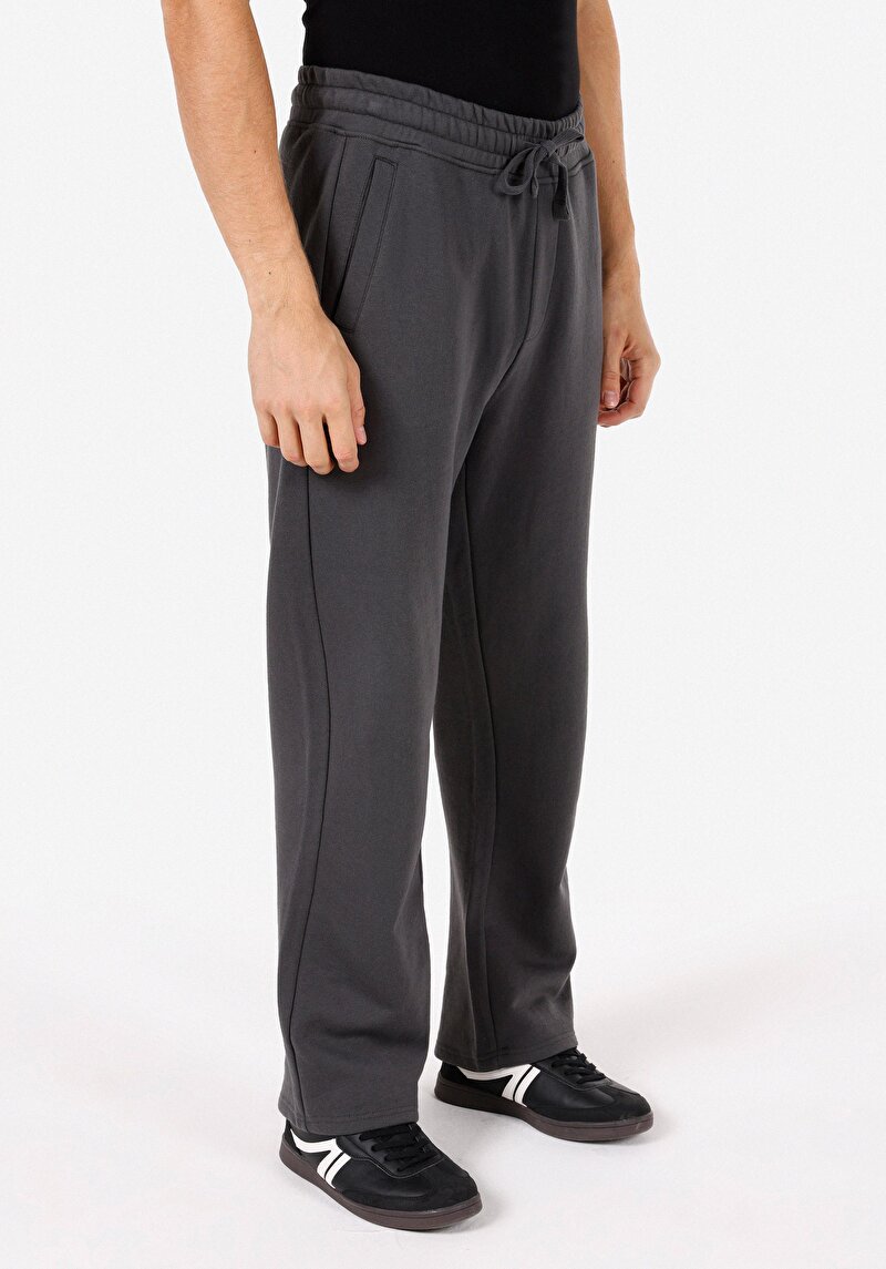 Afișați detalii pentru Pantaloni De Trening De Barbati Antracit Regular Fit  Cl1070848