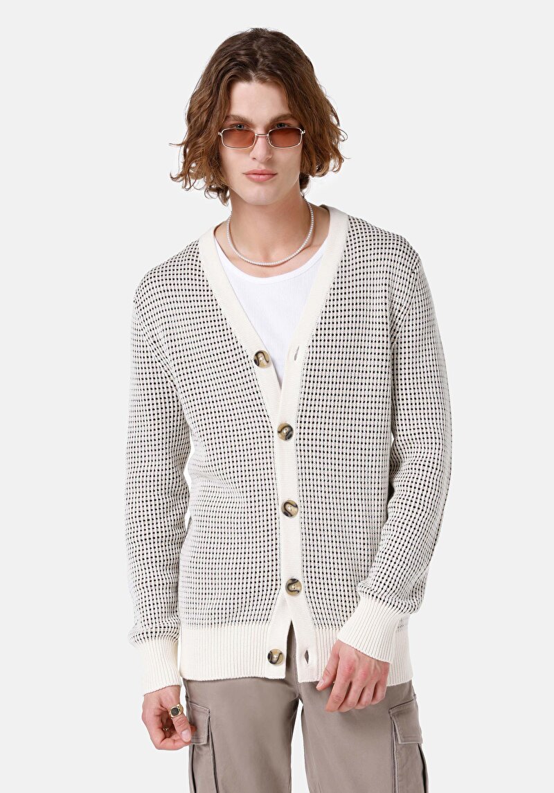 Imagine a Cardigan Alb Pentru Bărbați Regular Fit