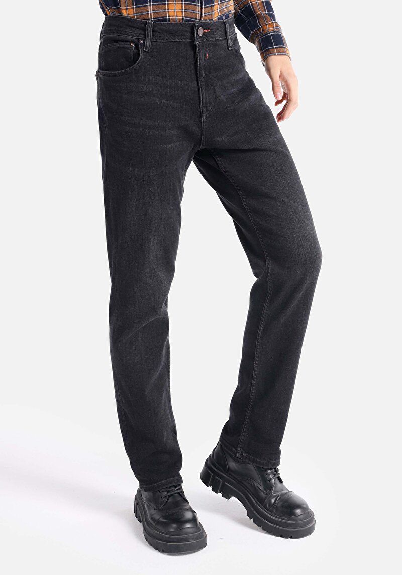Afișați detalii pentru Pantaloni De Barbati Negru Regular Fit 045 David Cl1065411