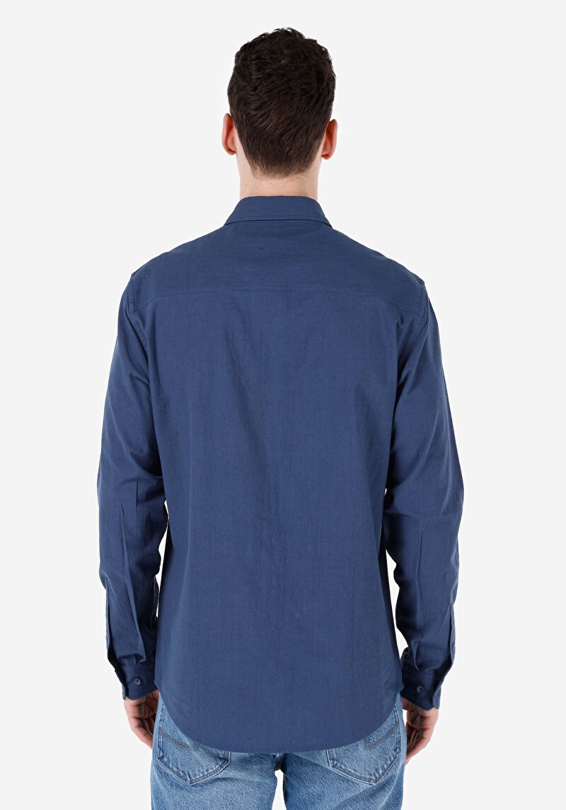 Imagine a Cămașă Cu Gât Drept Cămașă Albastră Cu Mânecă Lungă Pentru Bărbați