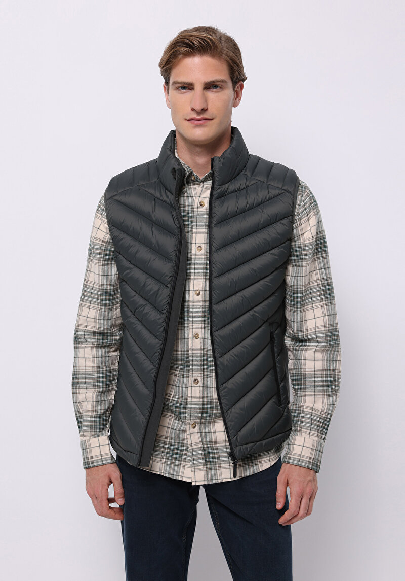 Imagine a Vesta De Barbati Verde Slim Fit  Cl1071238