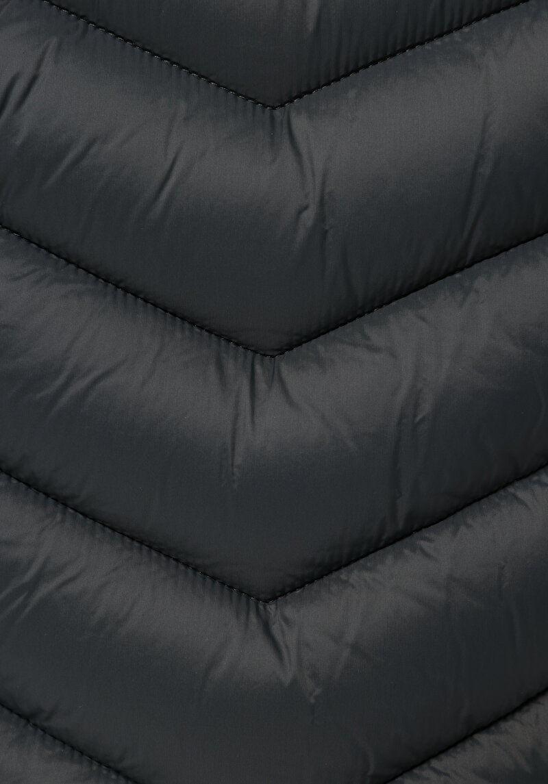 Afișați detalii pentru Vesta De Barbati Verde Slim Fit  Cl1071238