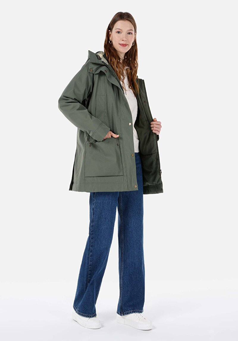 Imagine a Palton Verde Pentru Femei Regular Fit