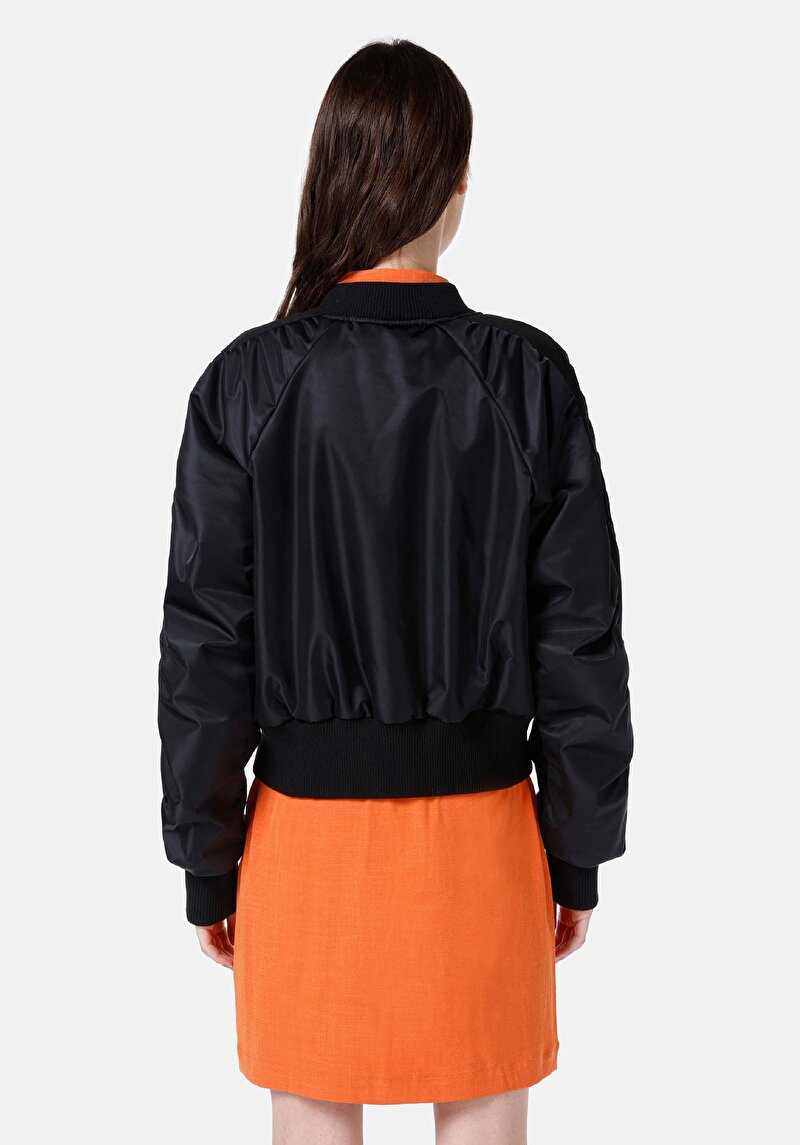 Imagine a Regular Fit Dominant Collar Fermoar Căptușit Negru Pentru Femei Palton Negru