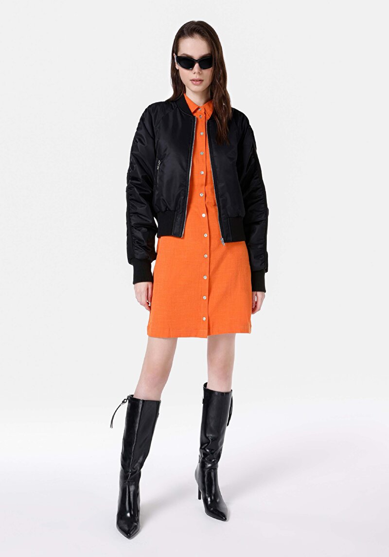 Imagine a Regular Fit Dominant Collar Fermoar Căptușit Negru Pentru Femei Palton Negru