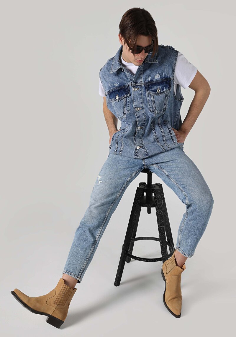 Imagine a Vestă Albastră Pentru Bărbați Cu Buton Cu Guler