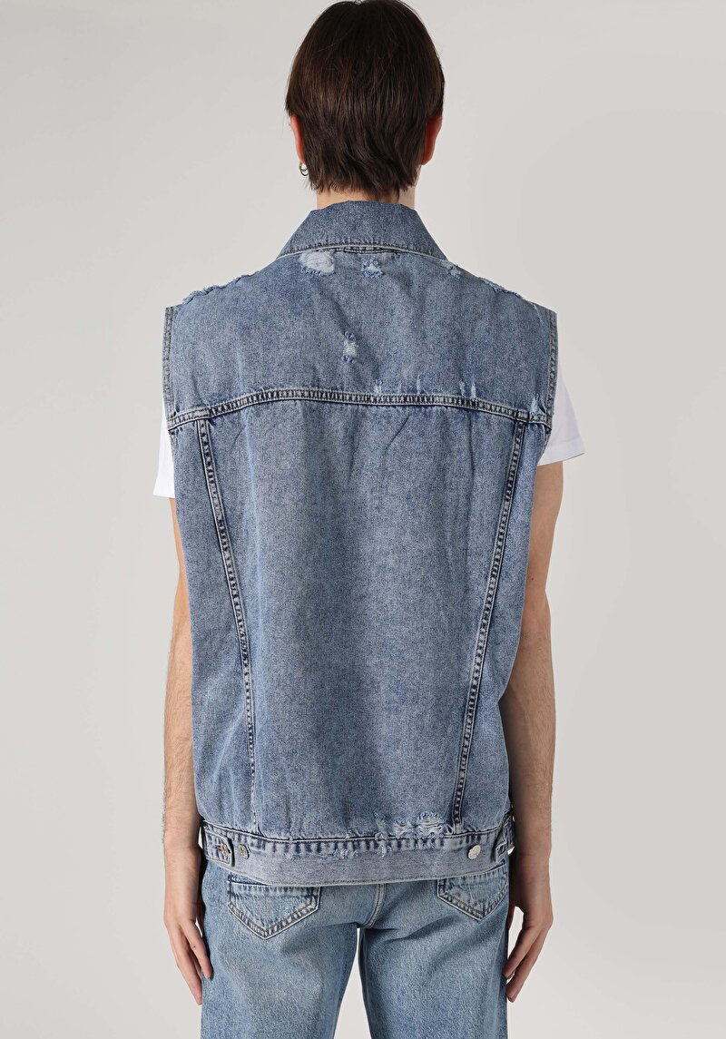 Imagine a Vestă Albastră Pentru Bărbați Cu Buton Cu Guler