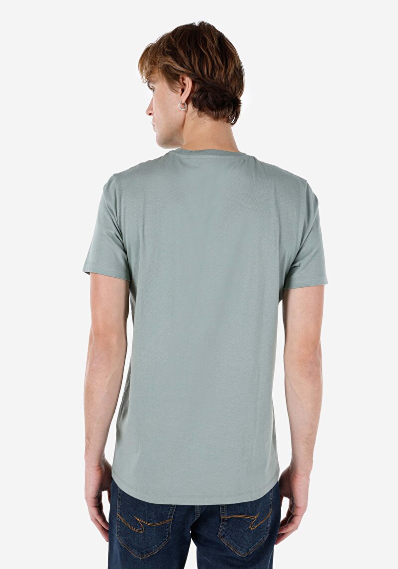Afișați detalii pentru Regular Fit Round Neck Drept Bărbați Verde Tricou Cu Mânecă Scurtă