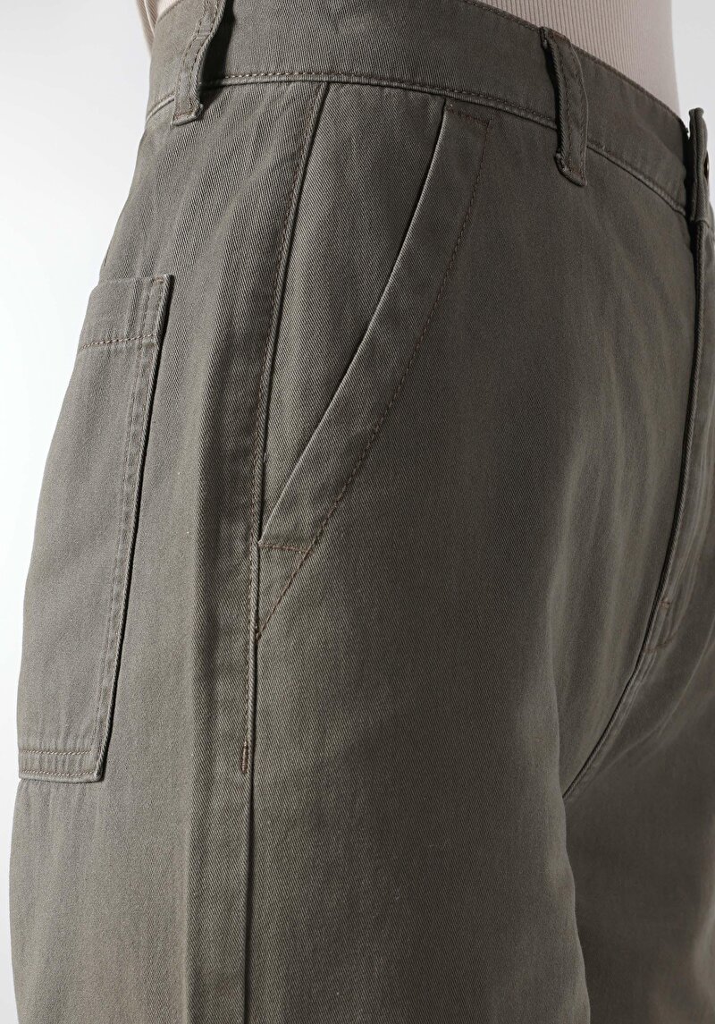 Afișați detalii pentru Pantaloni De Dama Kaki Regular Fit  Cl1062462