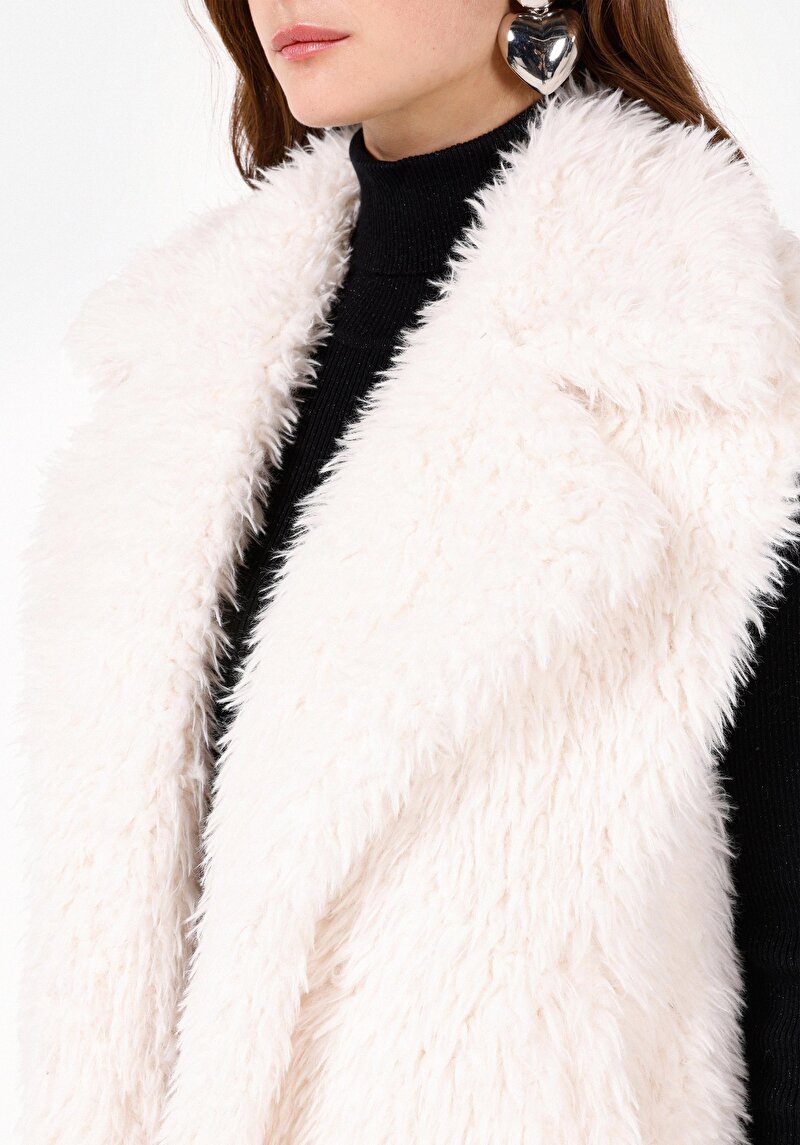 Afișați detalii pentru Regular Fit Shirt Neck Vestă Albă Pentru Femei