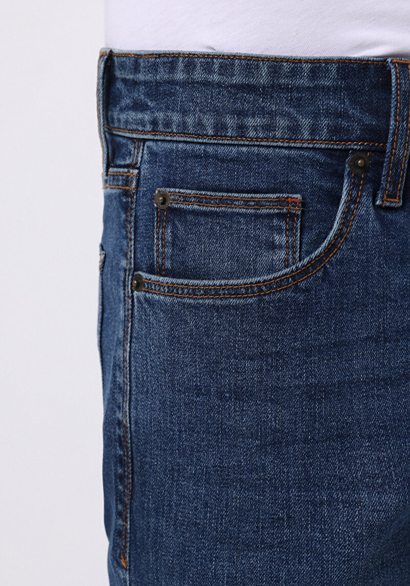 Afișați detalii pentru Slim Fit Talie Joasă Picior Îngust Blugi İndigo Pentru Bărbați