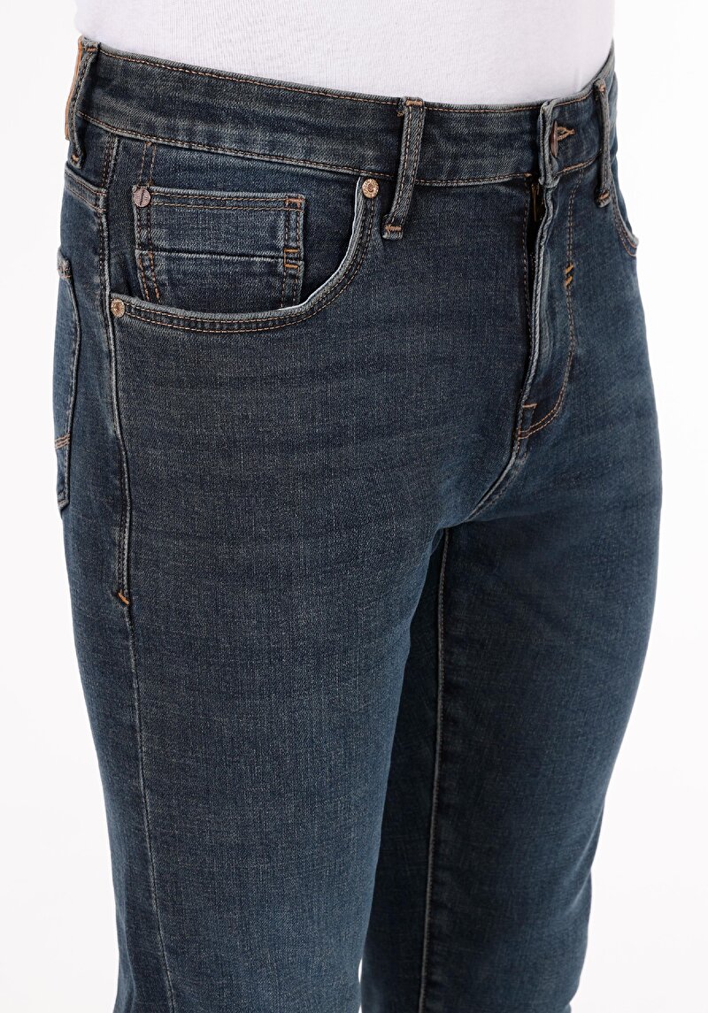 Afișați detalii pentru Pantaloni De Barbati Denim Slim Fit 041 Danny Cl1071267